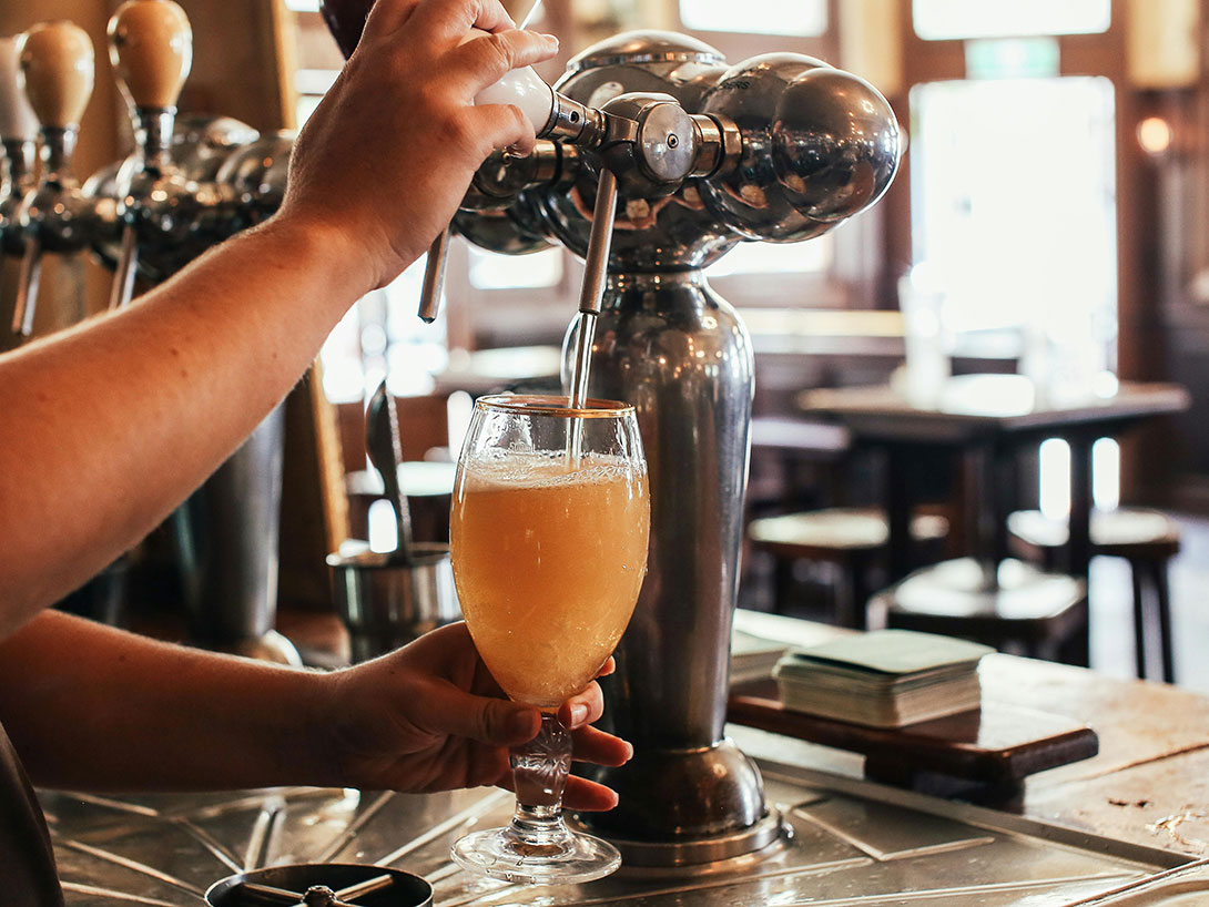 Alcoholarm bier op de tap