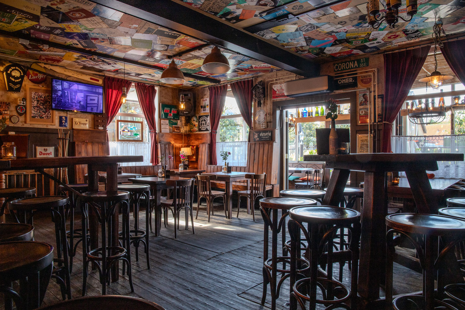 Sfeerimpressie Burg Bieren biercafé | Burg Bieren